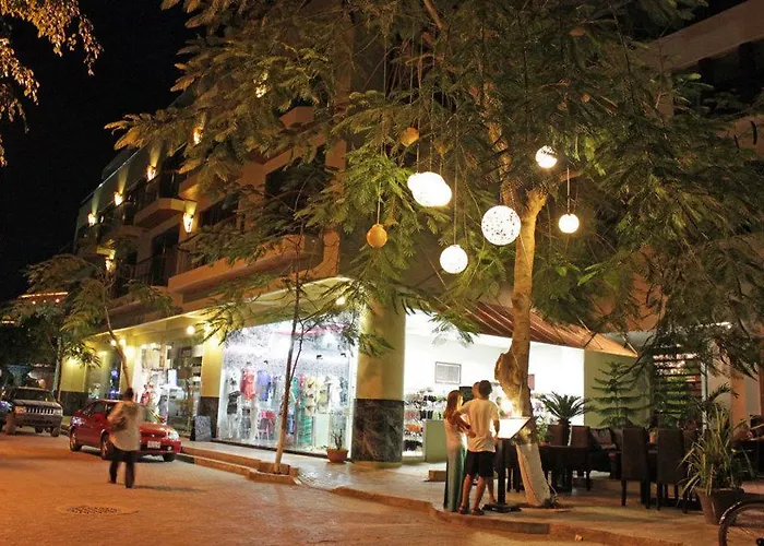 Mimosa Tree Aparthotel