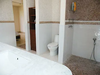 Mimosa Tree Aparthotel 3*